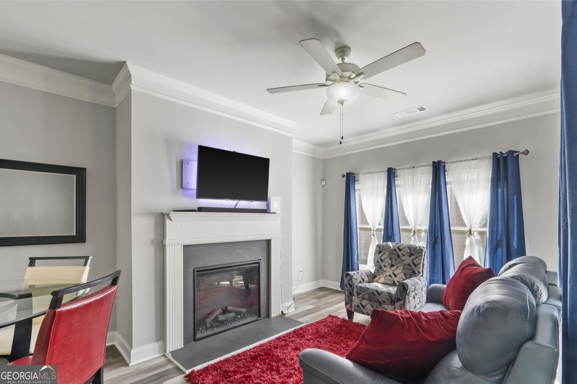 3 bedroom, 2.5 bathroom, 1,570 sq ft townhouse for sale at 460 Village Creek Drive B, Atlanta, GA 30354 — photo 6