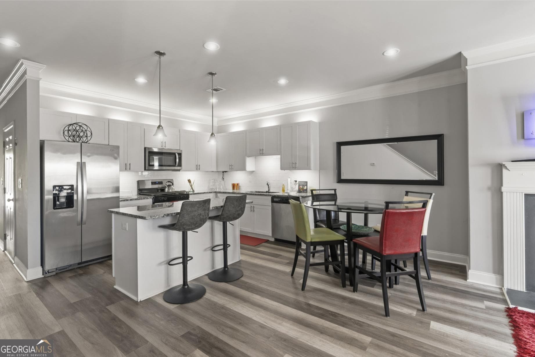 3 bedroom, 2.5 bathroom, 1,570 sq ft townhouse for sale at 460 Village Creek Drive B, Atlanta, GA 30354 — photo 5