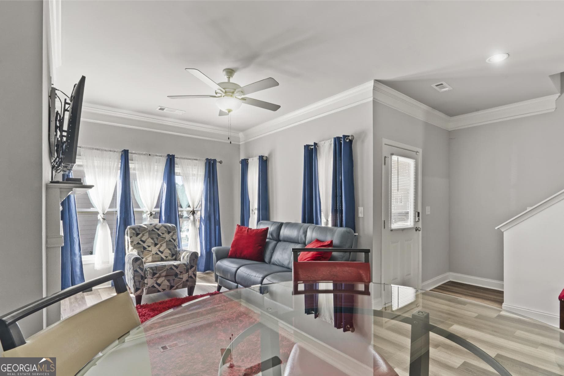 3 bedroom, 2.5 bathroom, 1,570 sq ft townhouse for sale at 460 Village Creek Drive B, Atlanta, GA 30354 — photo 8