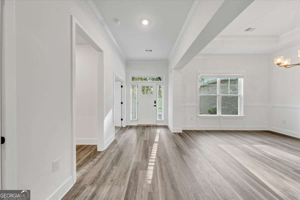 4 bedroom, 3 bathroom, 2,620 sq ft single family residence for sale at 5345 Vinci Place, Douglasville, GA 30135 — photo 4