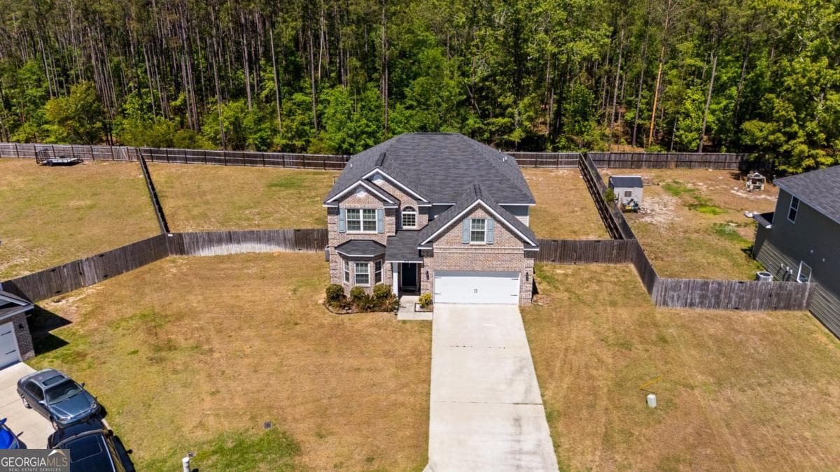 5 bedroom, 3 bathroom, 2,438 sq ft single family residence for sale at 212 Fairview Drive, Ludowici, GA 31316 — photo 3