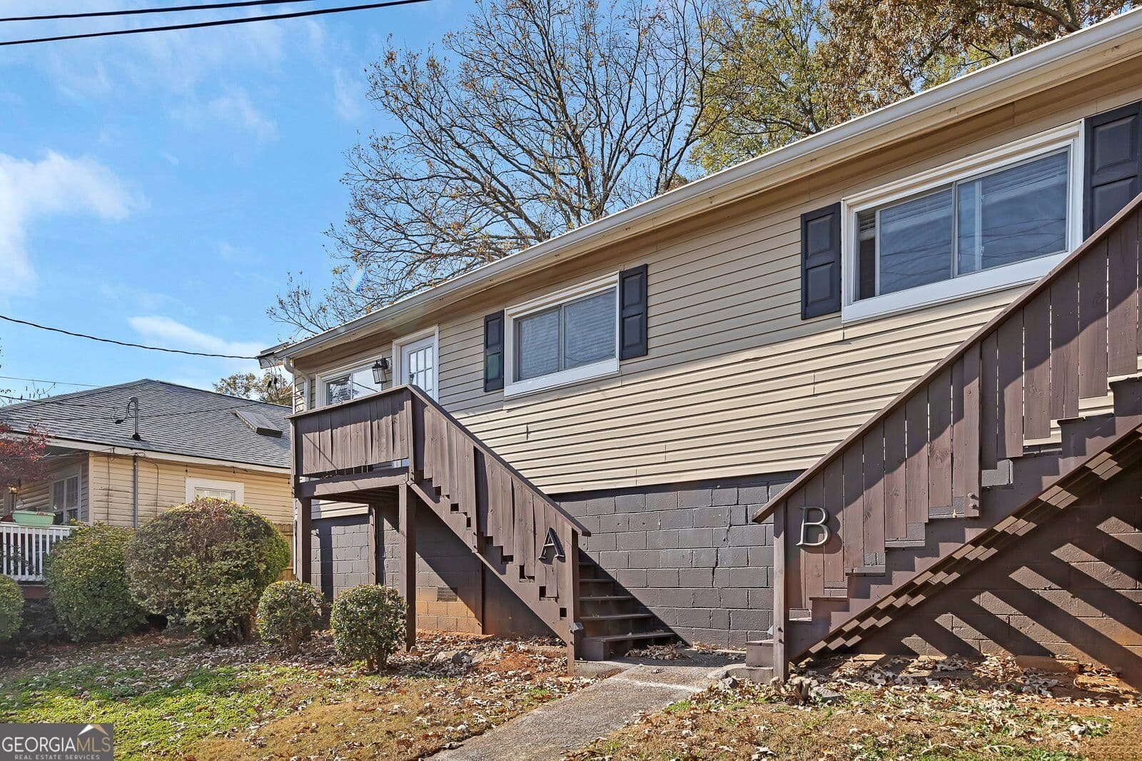 2 bedroom, 1 bathroom, 870 sq ft duplex for rent at 1040 Herndon Street UNIT B, Atlanta, GA 30318 for $2,250 a month — photo 2