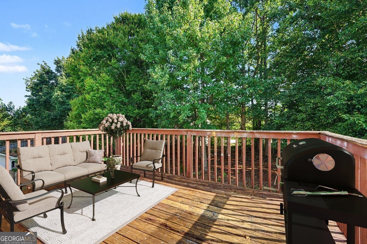 5 bedroom, 3 bathroom, 2,500 sq ft single family residence for sale at 524 Martin Forest Lane, Lawrenceville, GA 30045 — photo 7
