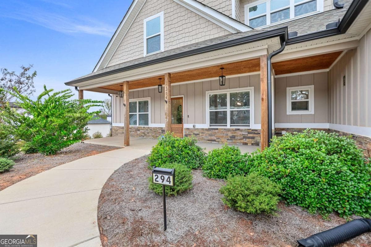 4 bedroom, 3 bathroom, 2,778 sq ft single family residence for sale at 294 Conner Lane, Williamson, GA 30292 — photo 7