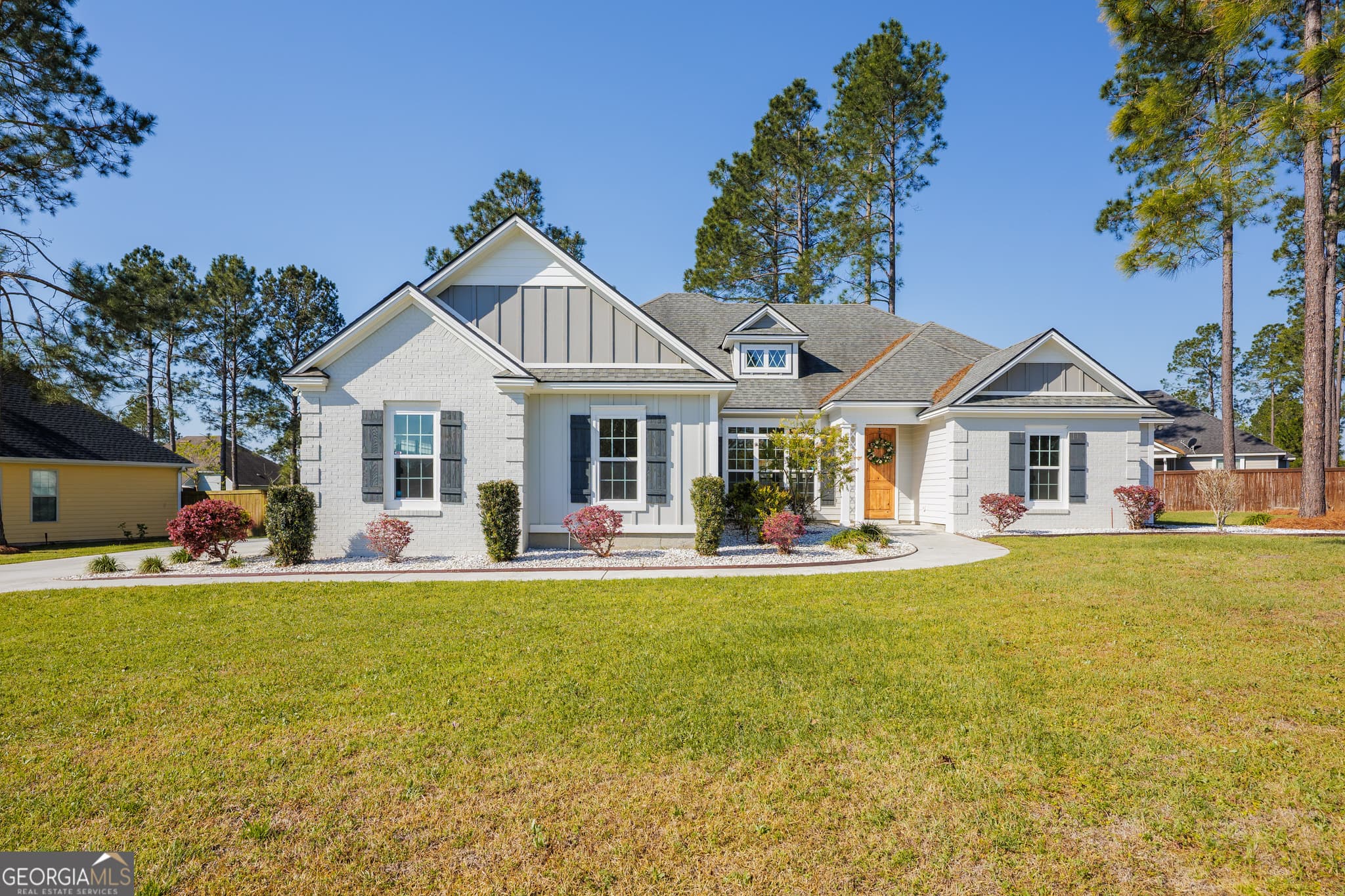 4 bedroom, 3 bathroom, 2,338 sq ft single family residence sold at 7325 Wind Chase Drive, Hahira, GA 31632