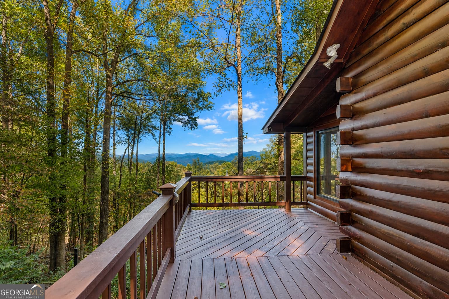4 bedroom, 3 bathroom, 1,774 sq ft cabin,single family residence for sale at 1225 Walnut Ridge, Ellijay, GA 30536 — photo 4