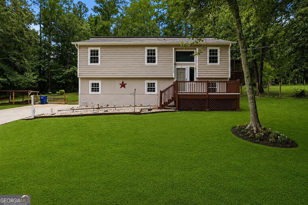3 bedroom, 2 bathroom, 1,573 sq ft single family residence sold at 7270 Valley Drive, Winston, GA 30187