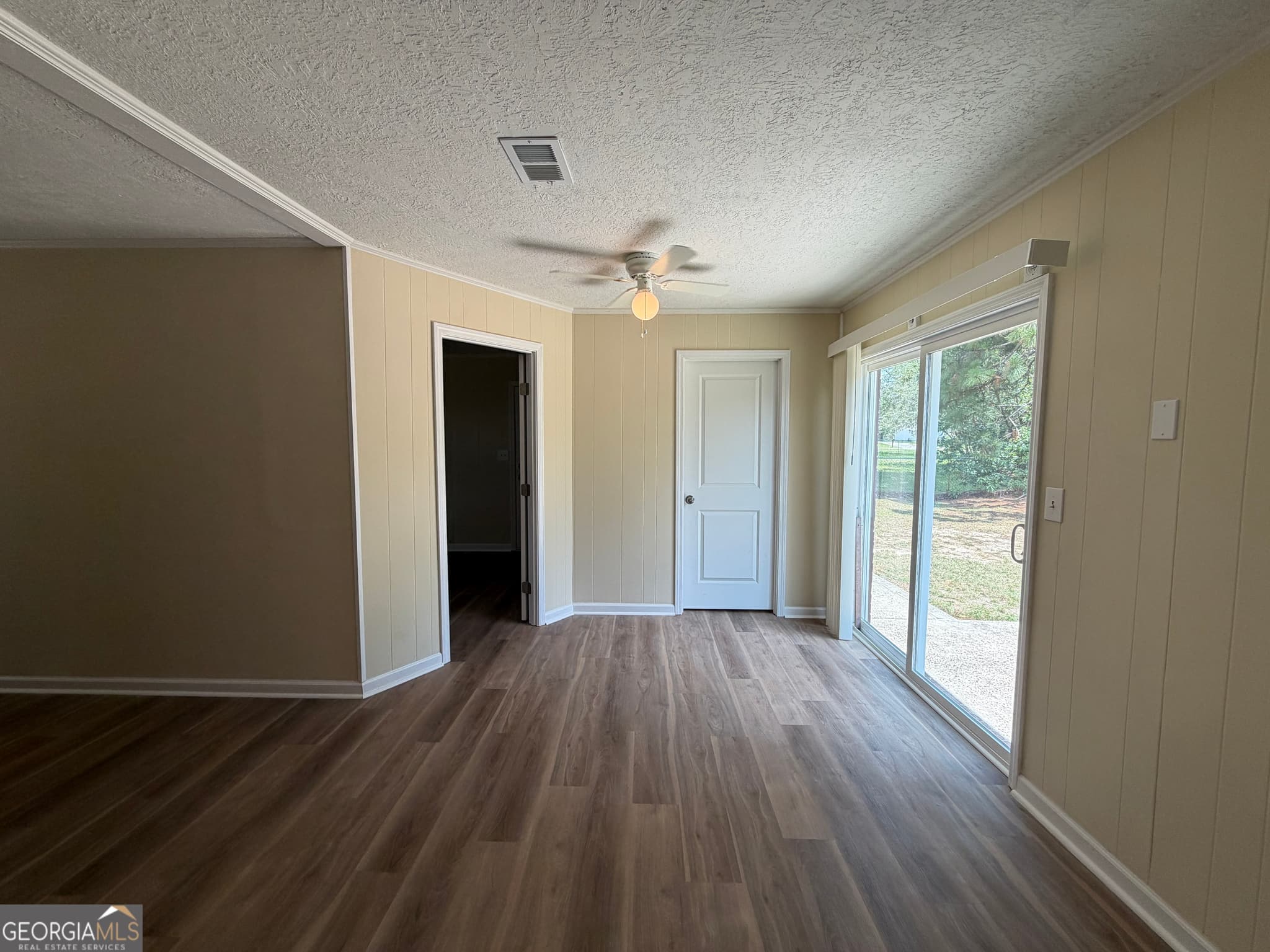 3 bedroom, 2 bathroom, 1,300 sq ft single family residence for sale at 2523 Teakwood Drive, Hephzibah, GA 30815 — photo 9