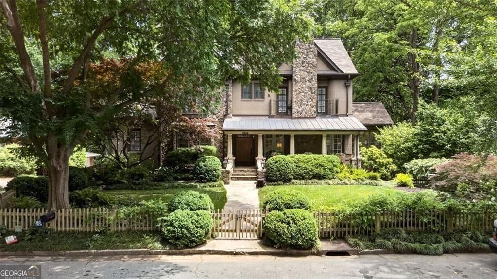 5 bedroom, 7 bathroom, 6,294 sq ft single family residence for sale at 1609 Nottingham Way, Atlanta, GA 30309 — photo 3