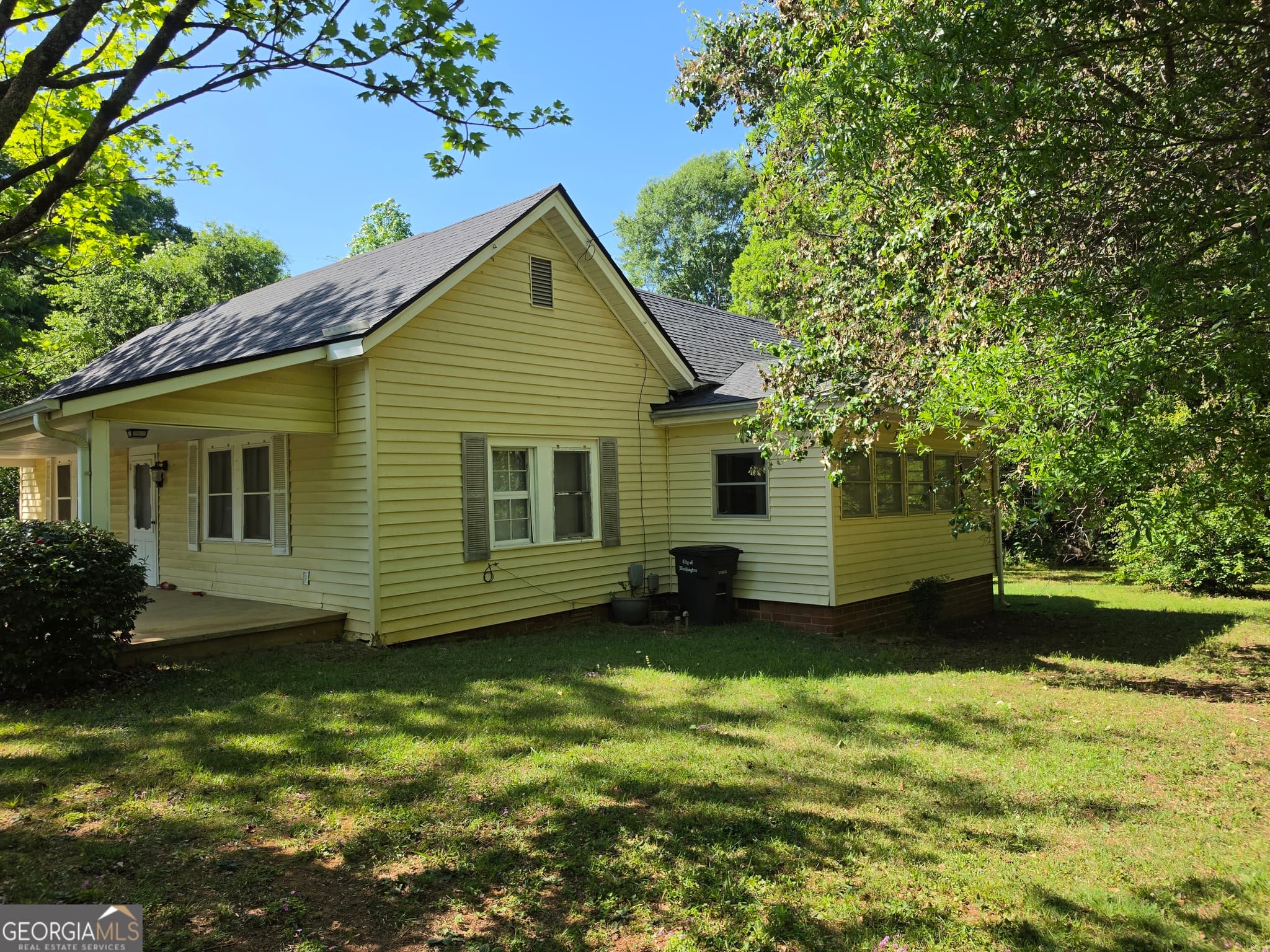 3 bedroom, 2 bathroom, 2,034 sq ft single family residence for sale at 109 Springdale Drive, Washington, GA 30673 — photo 3