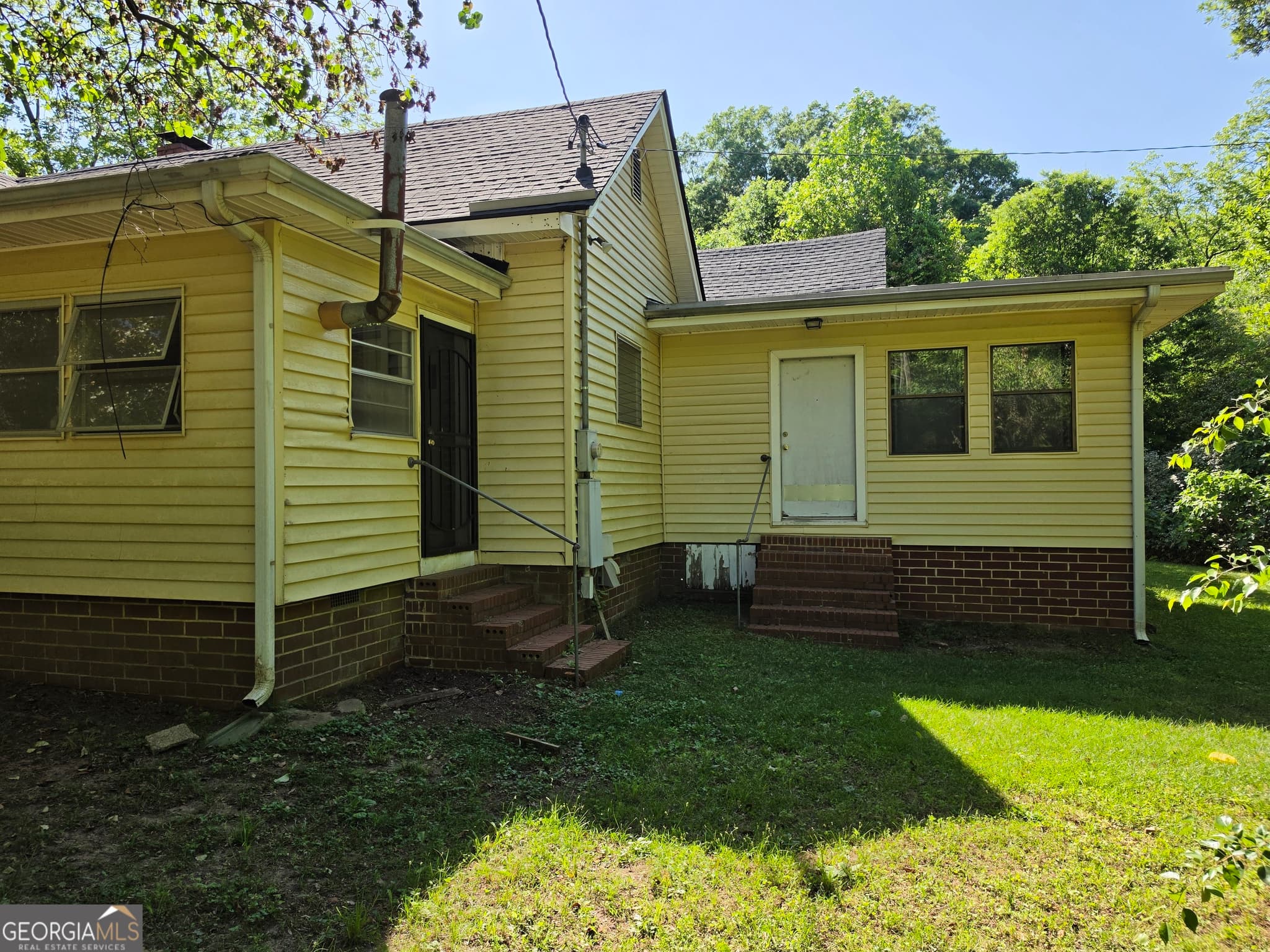3 bedroom, 2 bathroom, 2,034 sq ft single family residence for sale at 109 Springdale Drive, Washington, GA 30673 — photo 4