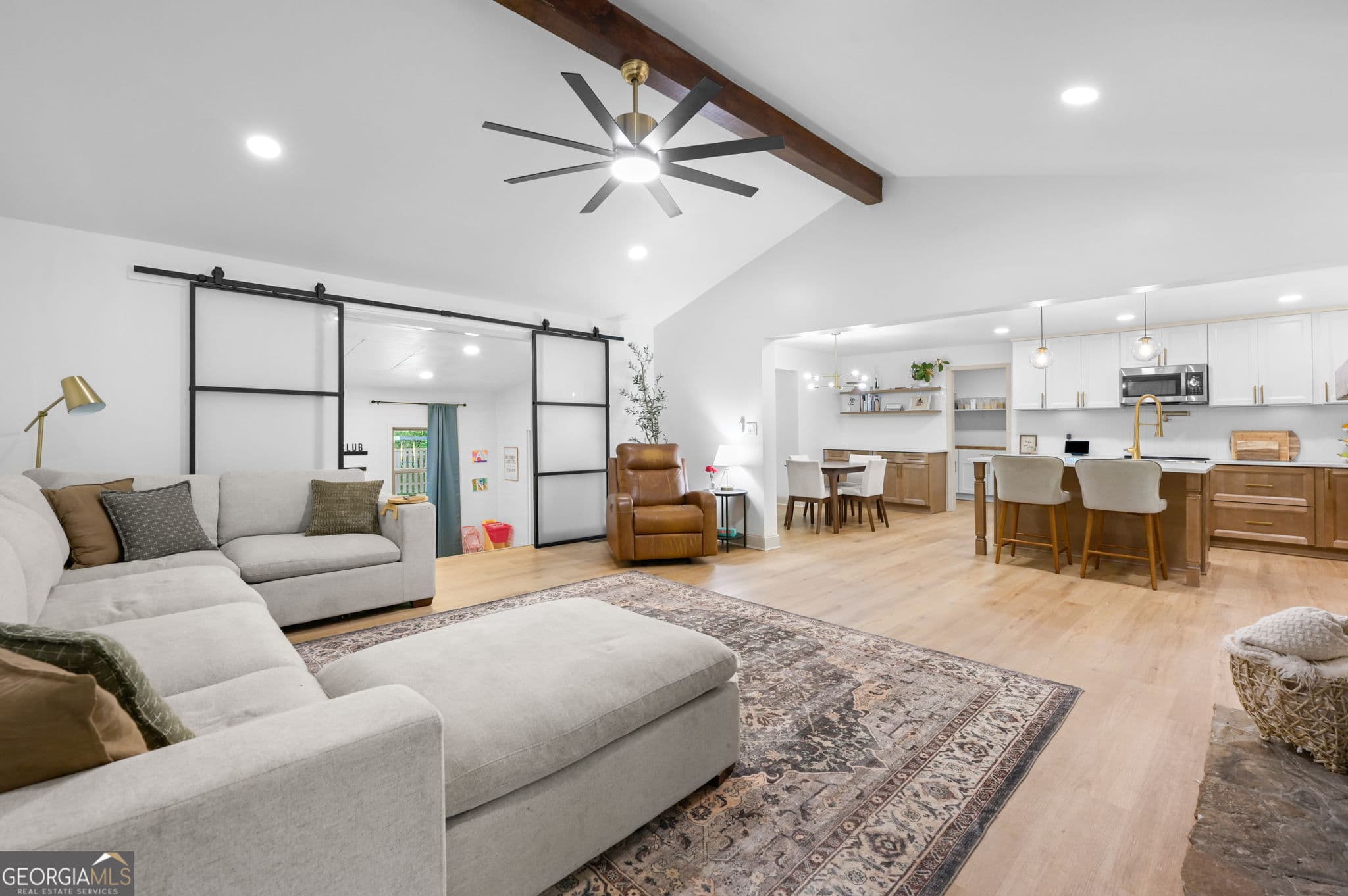 4 bedroom, 3 bathroom, 2,538 sq ft single family residence for sale at 40 Round Lake Road, Griffin, GA 30224 — photo 7