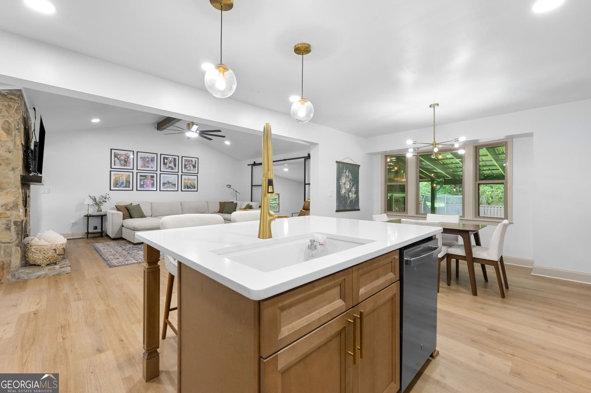 4 bedroom, 3 bathroom, 2,538 sq ft single family residence for sale at 40 Round Lake Road, Griffin, GA 30224 — photo 10