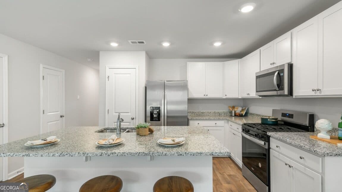 3 bedroom, 2.5 bathroom, 1,524 sq ft townhouse for sale at 268 Pasture Lane, Statesboro, GA 30461 — photo 8