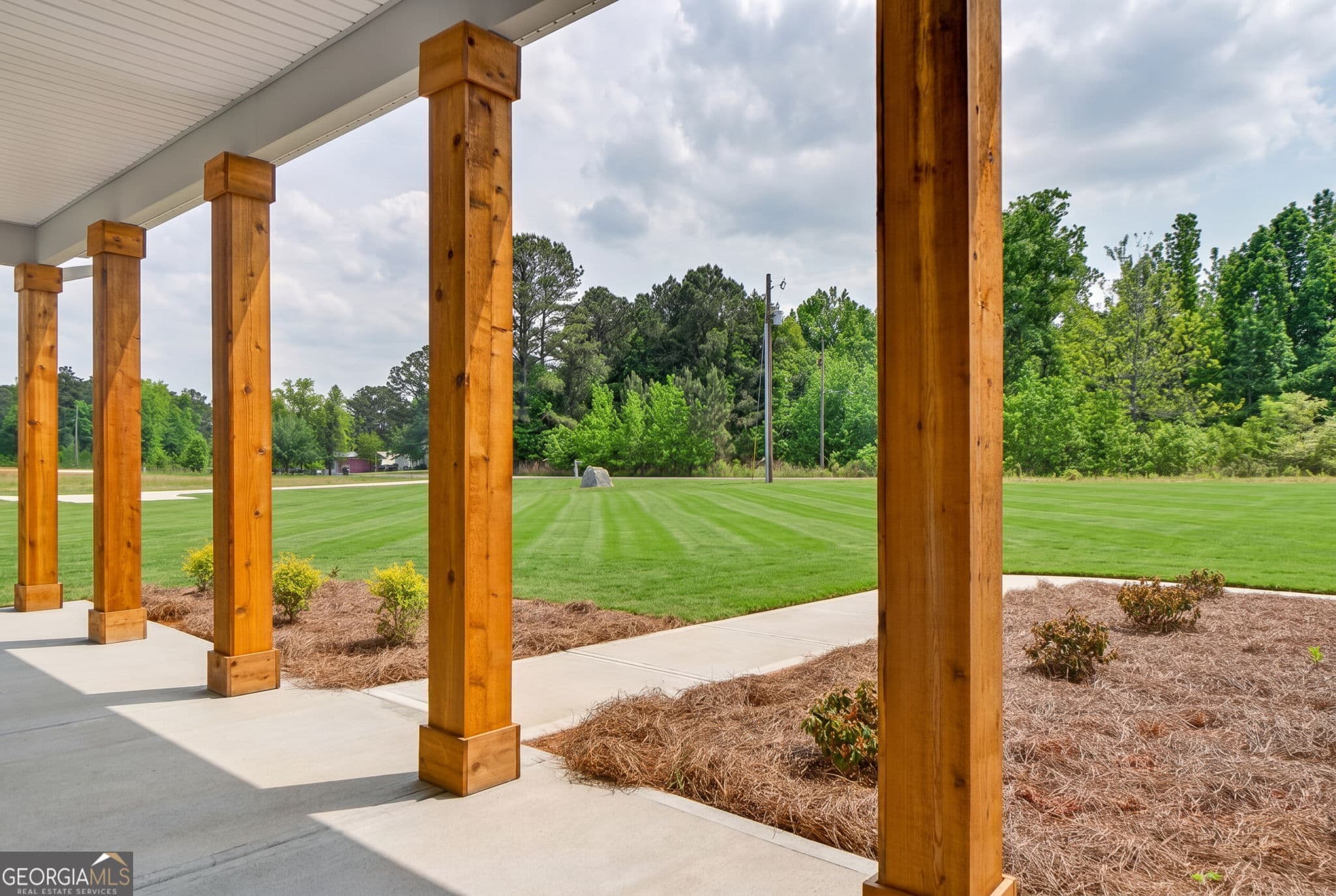 4 bedroom, 2.5 bathroom, 2,176 sq ft single family residence for sale at 4680 Hollingsworth Ferry Road LOT 2D, Franklin, GA 30217 — photo 4