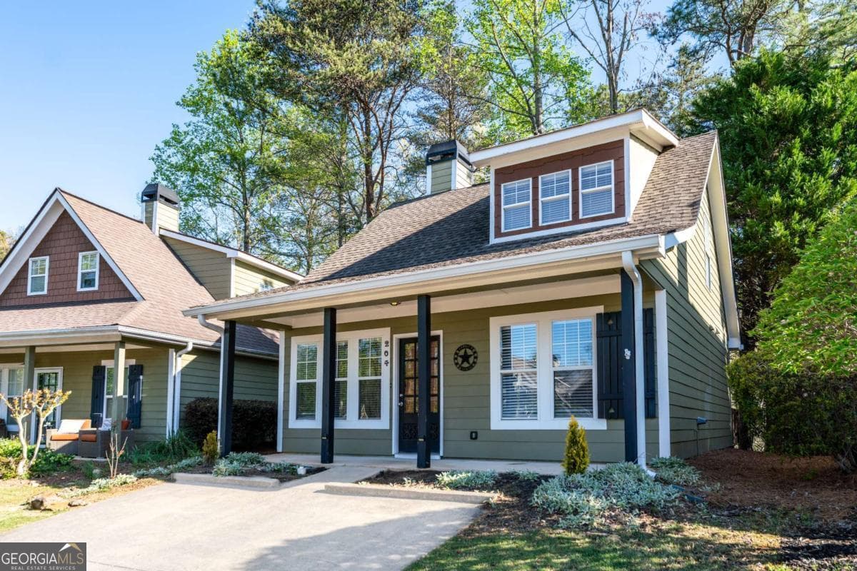 3 bedroom, 1 bathroom, 1,052 sq ft single family residence for sale at 204 Lakeside Drive, Waleska, GA 30183 — photo 3