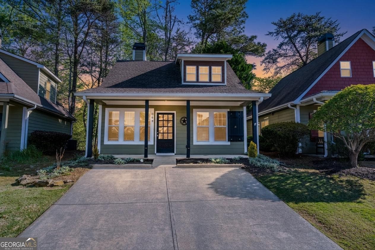 3 bedroom, 1 bathroom, 1,052 sq ft single family residence for sale at 204 Lakeside Drive, Waleska, GA 30183 — photo 1 of 60