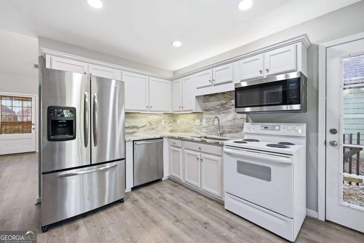 3 bedroom, 1 bathroom, 1,052 sq ft single family residence for sale at 204 Lakeside Drive, Waleska, GA 30183 — photo 10