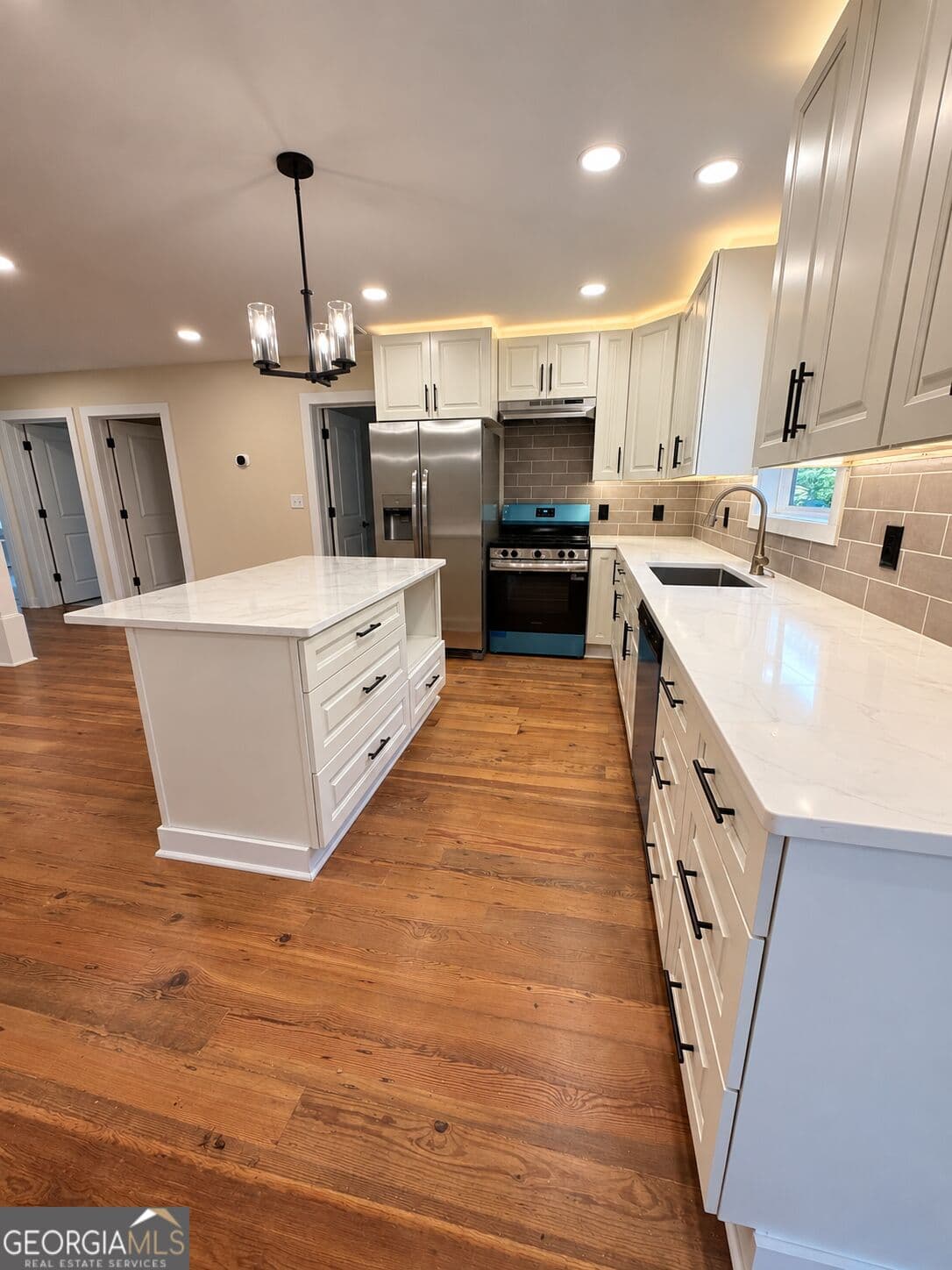 4 bedroom, 3 bathroom, 2,300 sq ft single family residence for rent at 1892 Broad Street, Statham, GA 30666 for $2,895 a month — photo 4