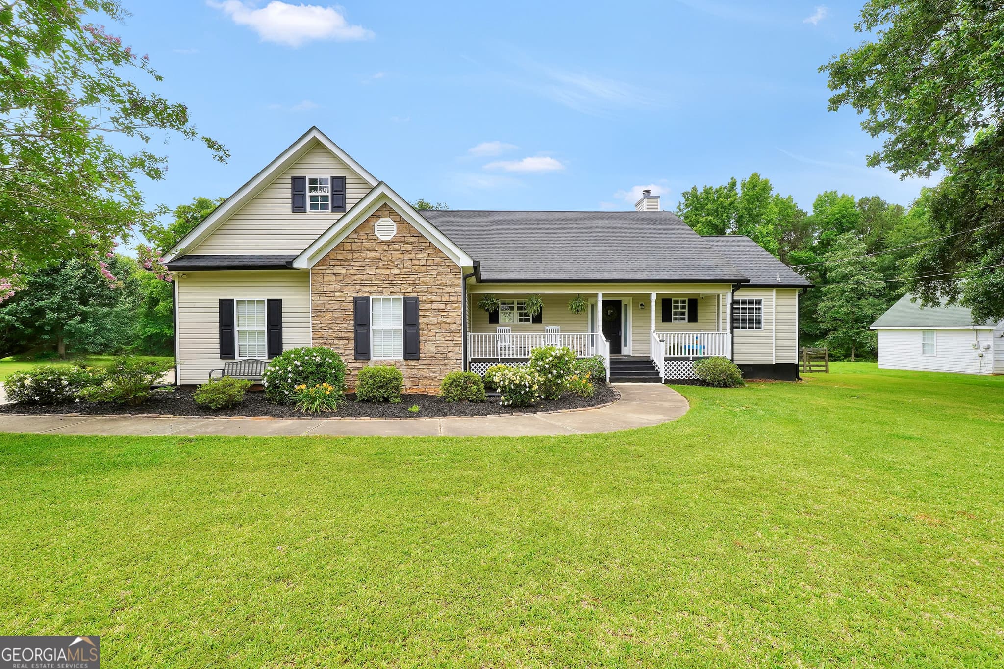 3 bedroom, 2 bathroom, 1,839 sq ft single family residence sold at 506 Swint Road, Griffin, GA 30224