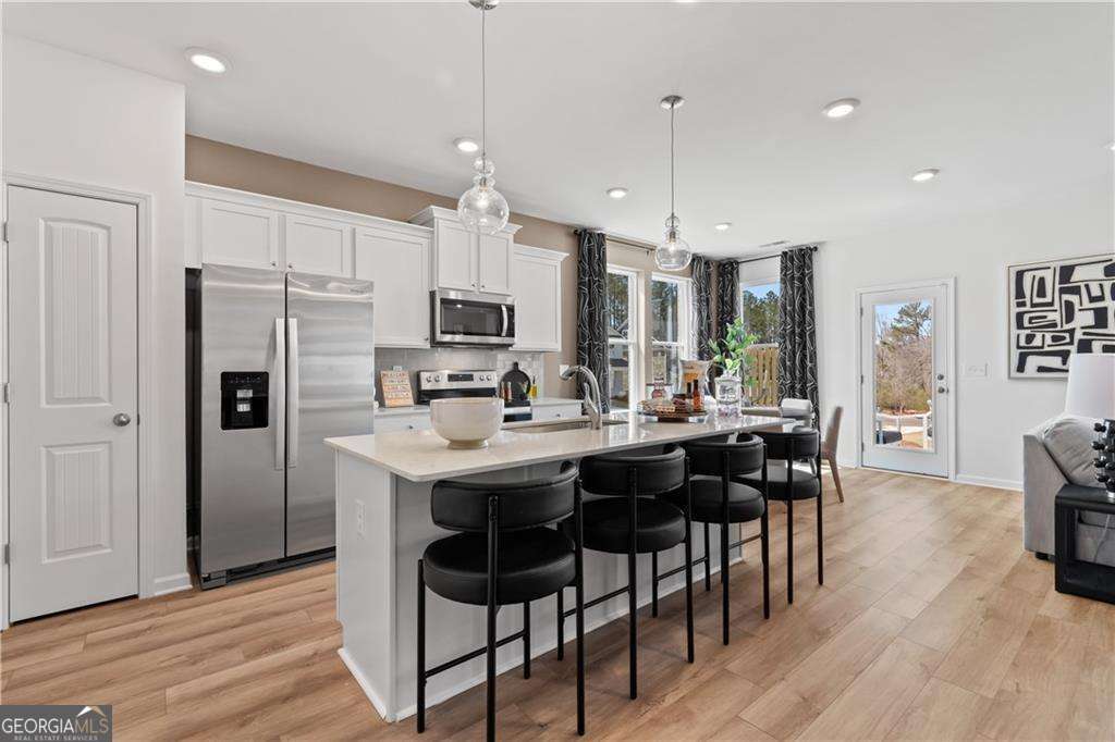 3 bedroom, 2.5 bathroom townhouse for sale at 231 Sanctuary Drive, Mcdonough, GA 30253 — photo 7