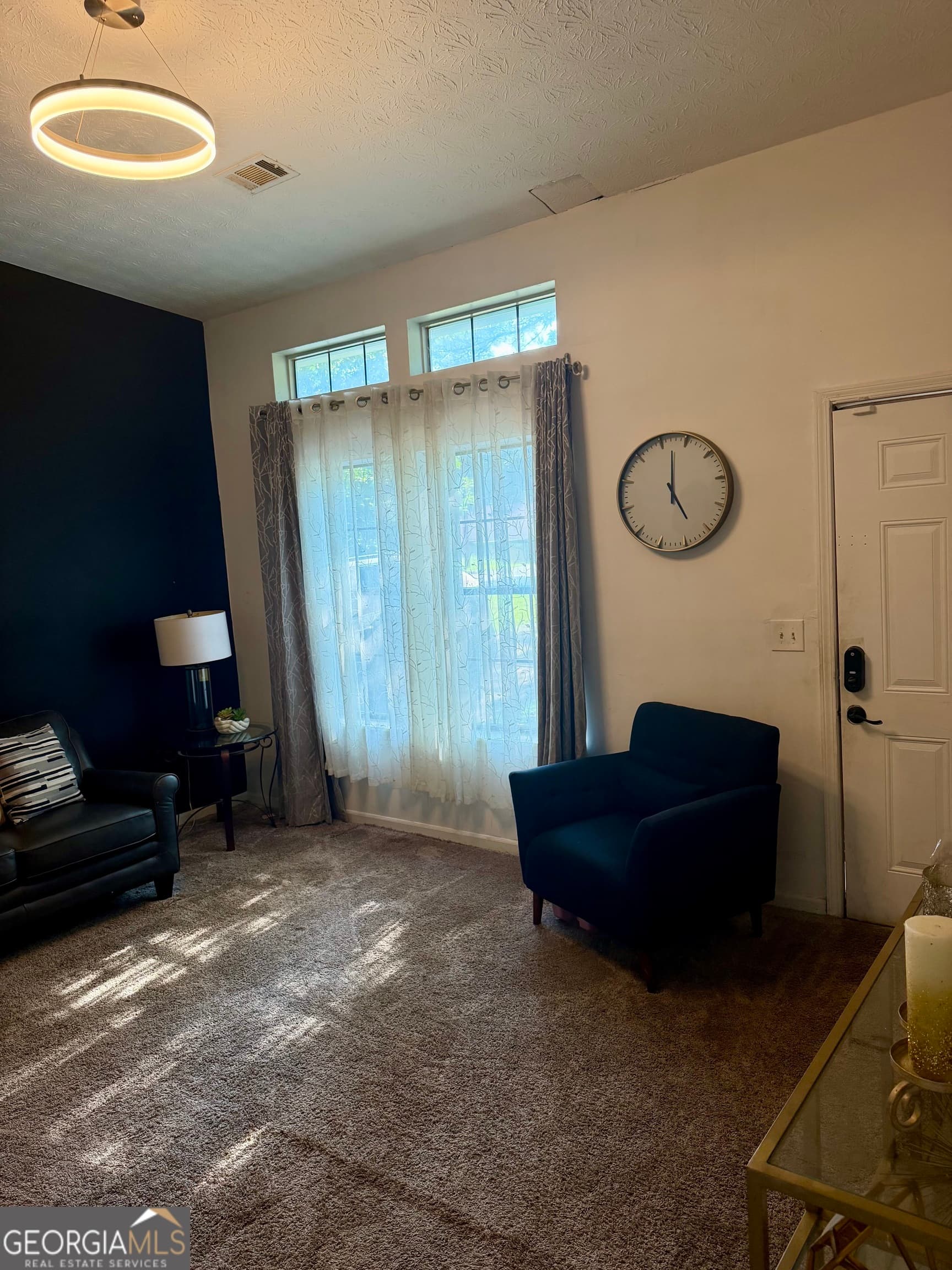 3 bedroom, 2 bathroom, 1,324 sq ft single family residence for sale at 693 Utoy Circle, Atlanta, GA 30331 — photo 5