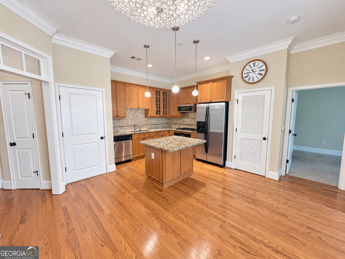 2 bedroom, 2 bathroom, 1,164 sq ft condominium for rent at 11 Perimeter Center 1408, Dunwoody, GA 30346 for $2,350 a month — photo 9