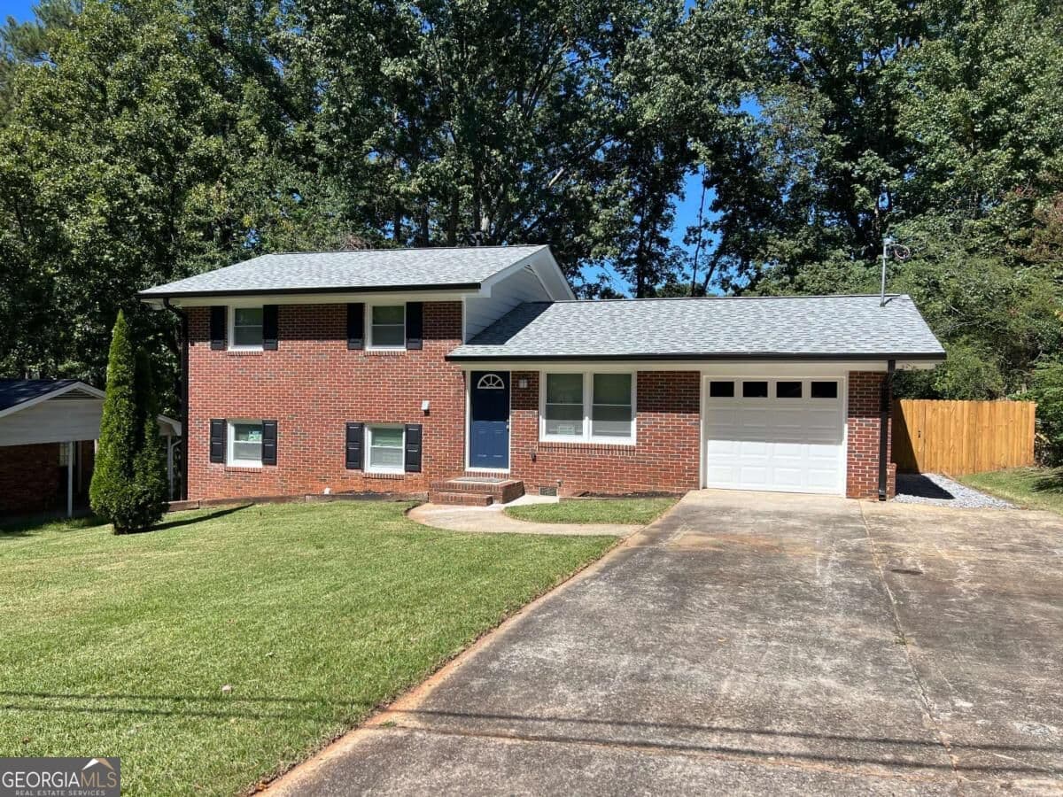 4 bedroom, 2 bathroom, 1,586 sq ft single family residence for sale at 988 Tamarack Trail, Forest Park, GA 30297