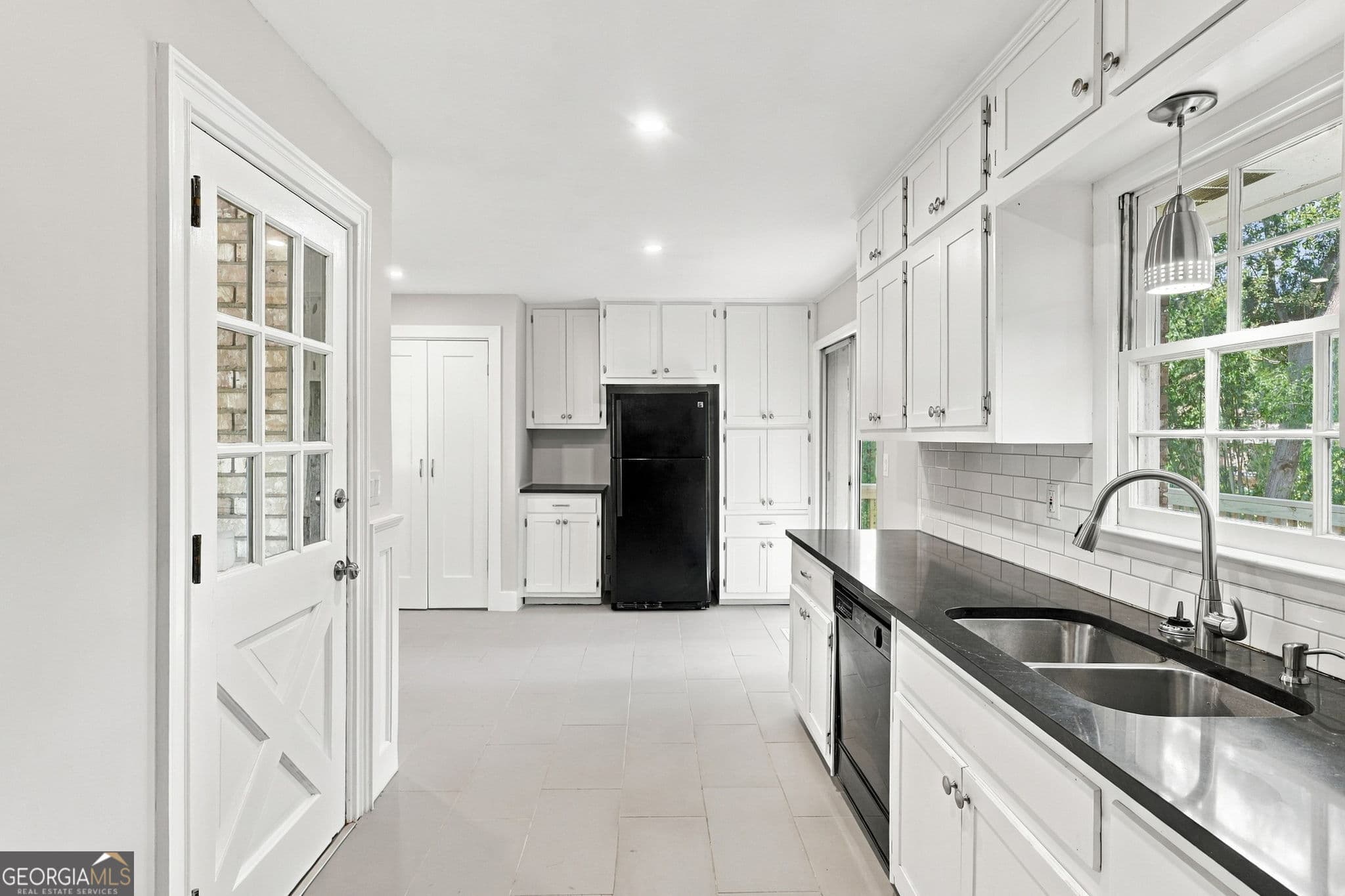 3 bedroom, 2 bathroom, 1,399 sq ft single family residence for rent at 751 Smithstone Road, Marietta, GA 30067 for $2,850 a month — photo 9