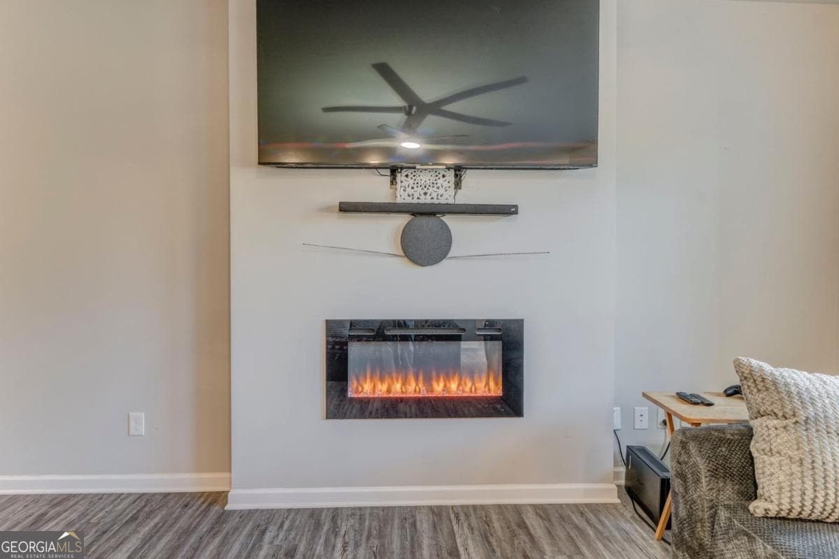 3 bedroom, 2.5 bathroom, 1,914 sq ft single family residence for sale at 122 Old Mill, Calhoun, GA 30701 — photo 9