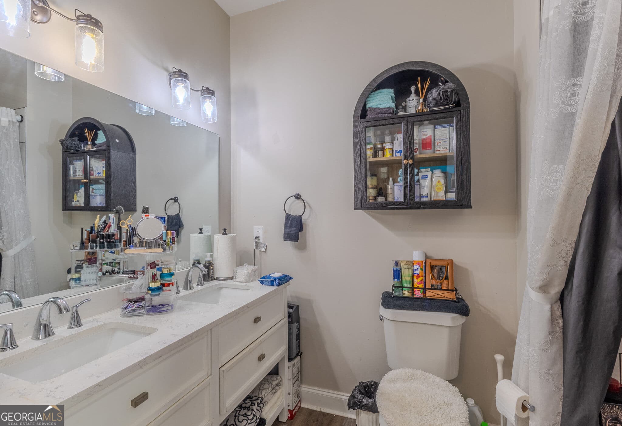 3 bedroom, 2 bathroom, 1,833 sq ft single family residence for sale at 833 Richmond Street, Macon, GA 31206 — photo 9