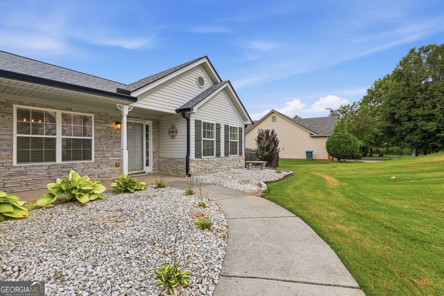 3 bedroom, 2 bathroom, 1,630 sq ft single family residence for sale at 953 Jefferson Walk Circle, Jefferson, GA 30549 — photo 7