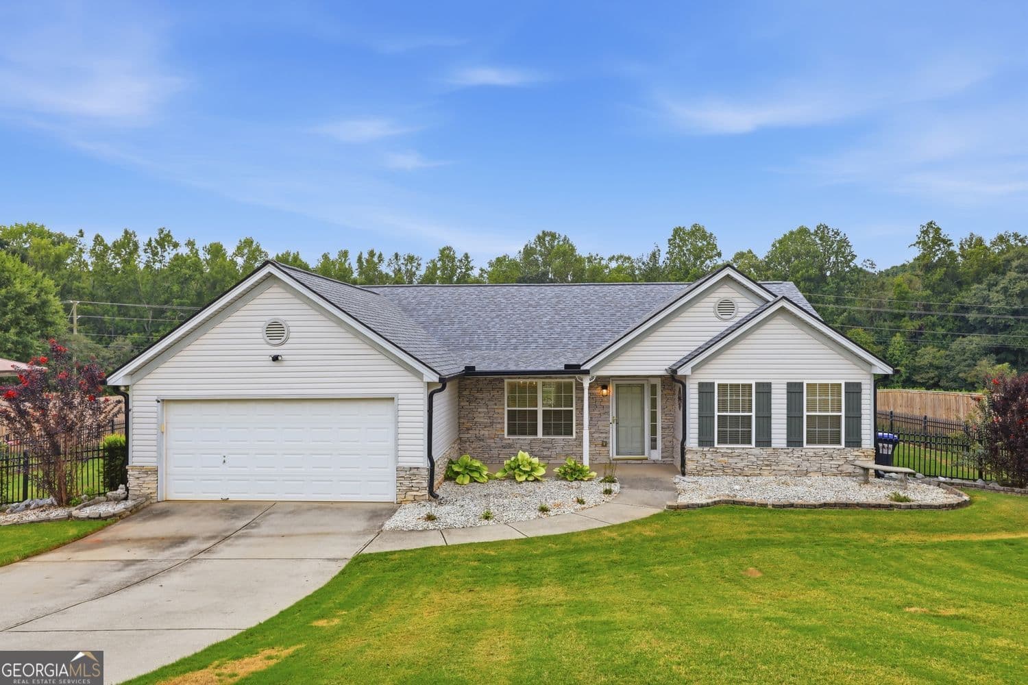 3 bedroom, 2 bathroom, 1,630 sq ft single family residence for sale at 953 Jefferson Walk Circle, Jefferson, GA 30549 — photo 1 of 52
