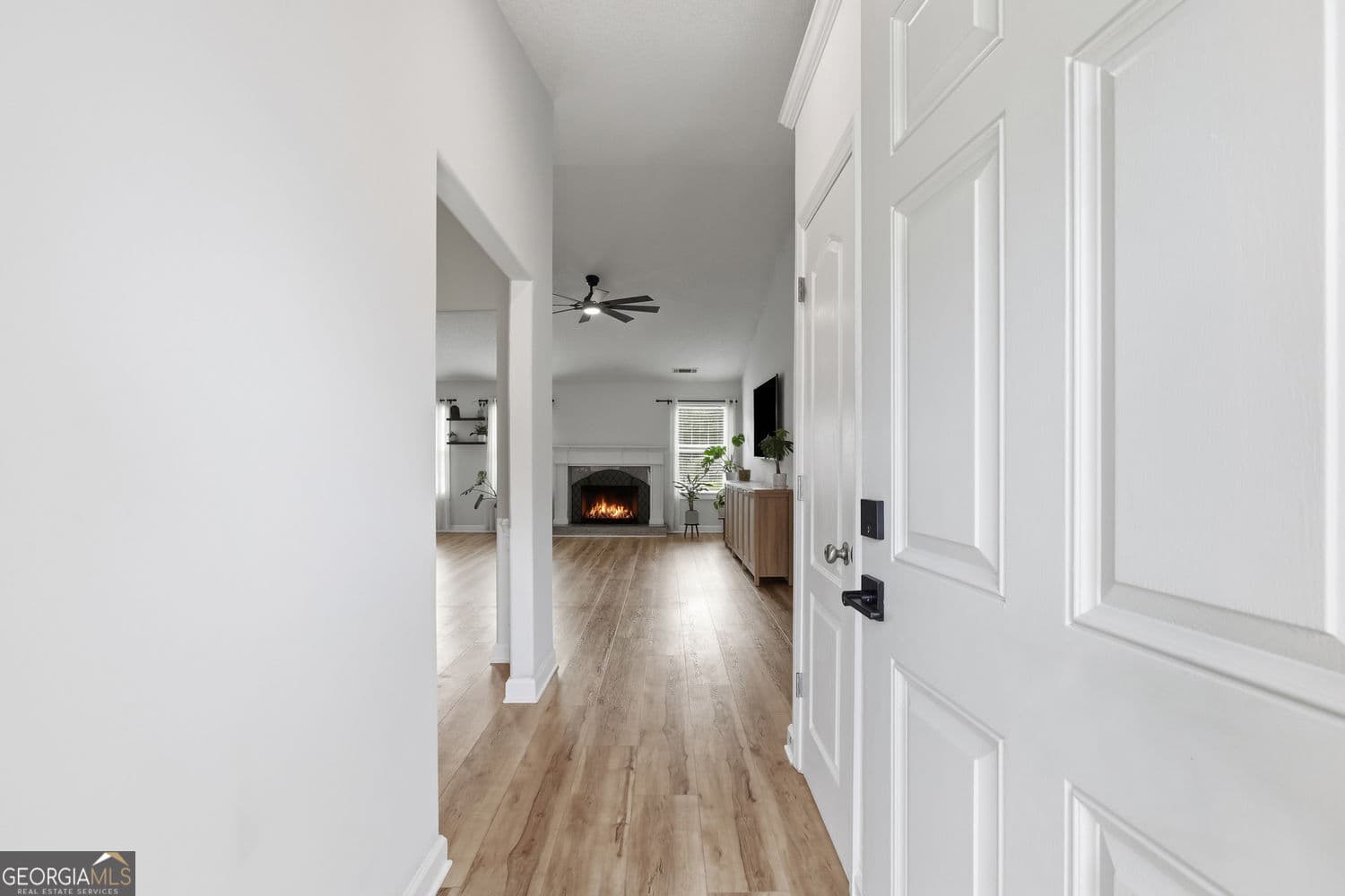 3 bedroom, 2 bathroom, 1,630 sq ft single family residence for sale at 953 Jefferson Walk Circle, Jefferson, GA 30549 — photo 10