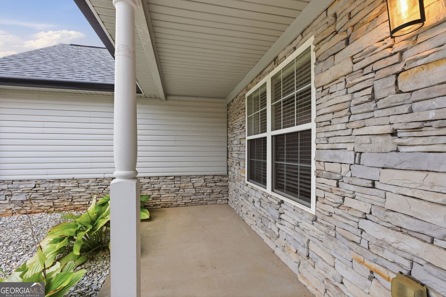 3 bedroom, 2 bathroom, 1,630 sq ft single family residence for sale at 953 Jefferson Walk Circle, Jefferson, GA 30549 — photo 8