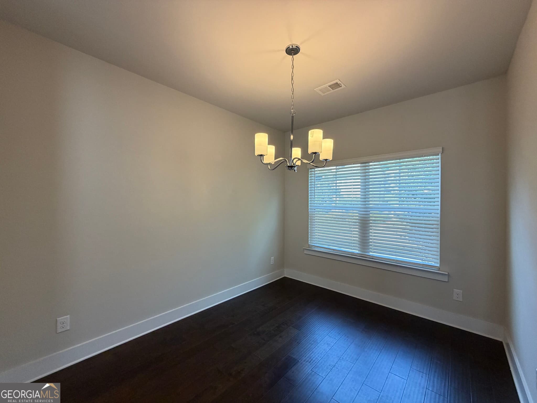 3 bedroom, 3.5 bathroom, 1,926 sq ft townhouse for rent at 3782 Oxford Circle, Doraville, GA 30340 for $2,800 a month — photo 3