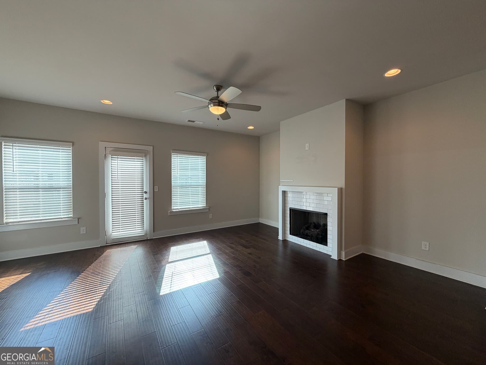 3 bedroom, 3.5 bathroom, 1,926 sq ft townhouse for rent at 3782 Oxford Circle, Doraville, GA 30340 for $2,800 a month — photo 10