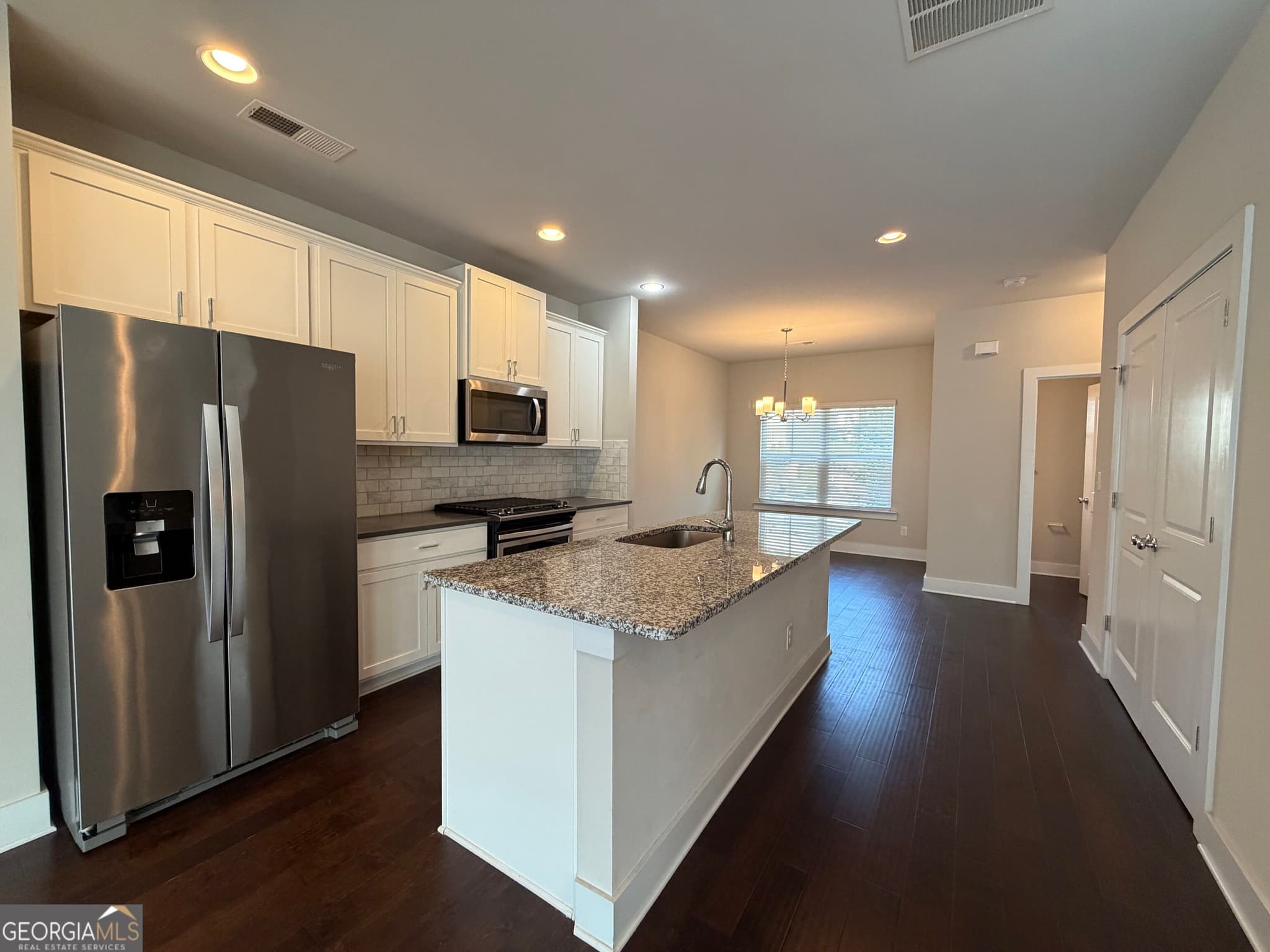 3 bedroom, 3.5 bathroom, 1,926 sq ft townhouse for rent at 3782 Oxford Circle, Doraville, GA 30340 for $2,800 a month — photo 8