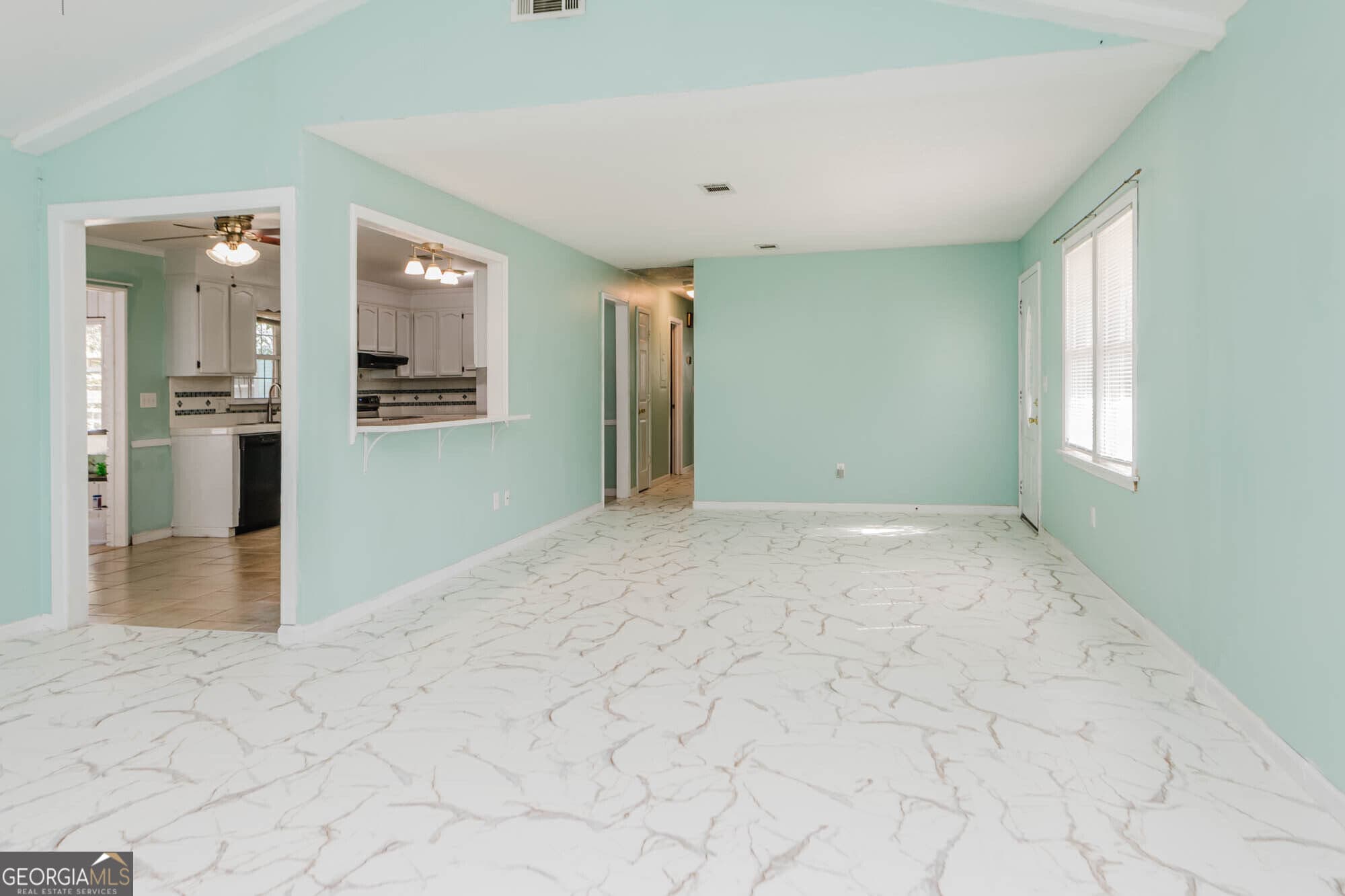 2 bedroom, 2 bathroom, 1,450 sq ft single family residence for sale at 206 Scarborough Road, Centerville, GA 31028 — photo 5