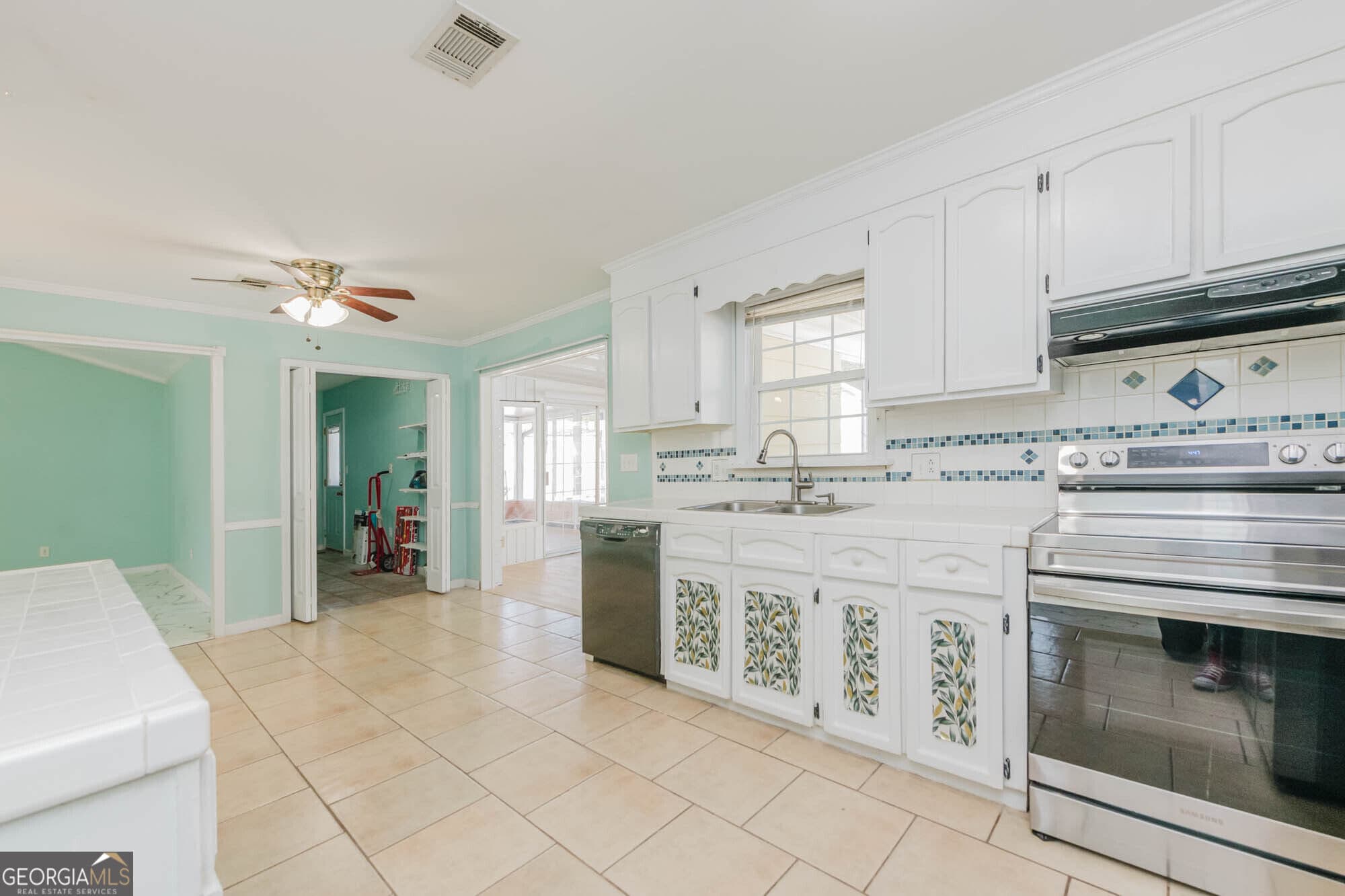 2 bedroom, 2 bathroom, 1,450 sq ft single family residence for sale at 206 Scarborough Road, Centerville, GA 31028 — photo 9
