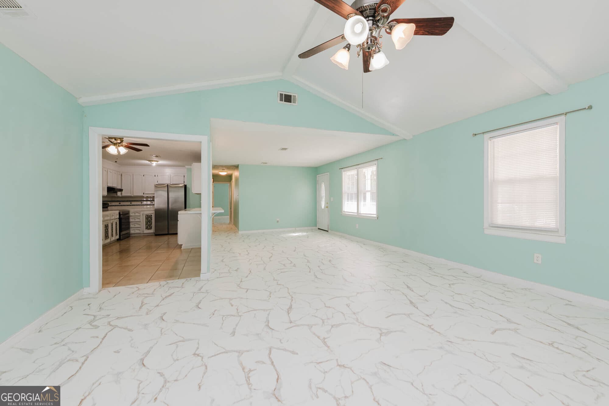 2 bedroom, 2 bathroom, 1,450 sq ft single family residence for sale at 206 Scarborough Road, Centerville, GA 31028 — photo 4