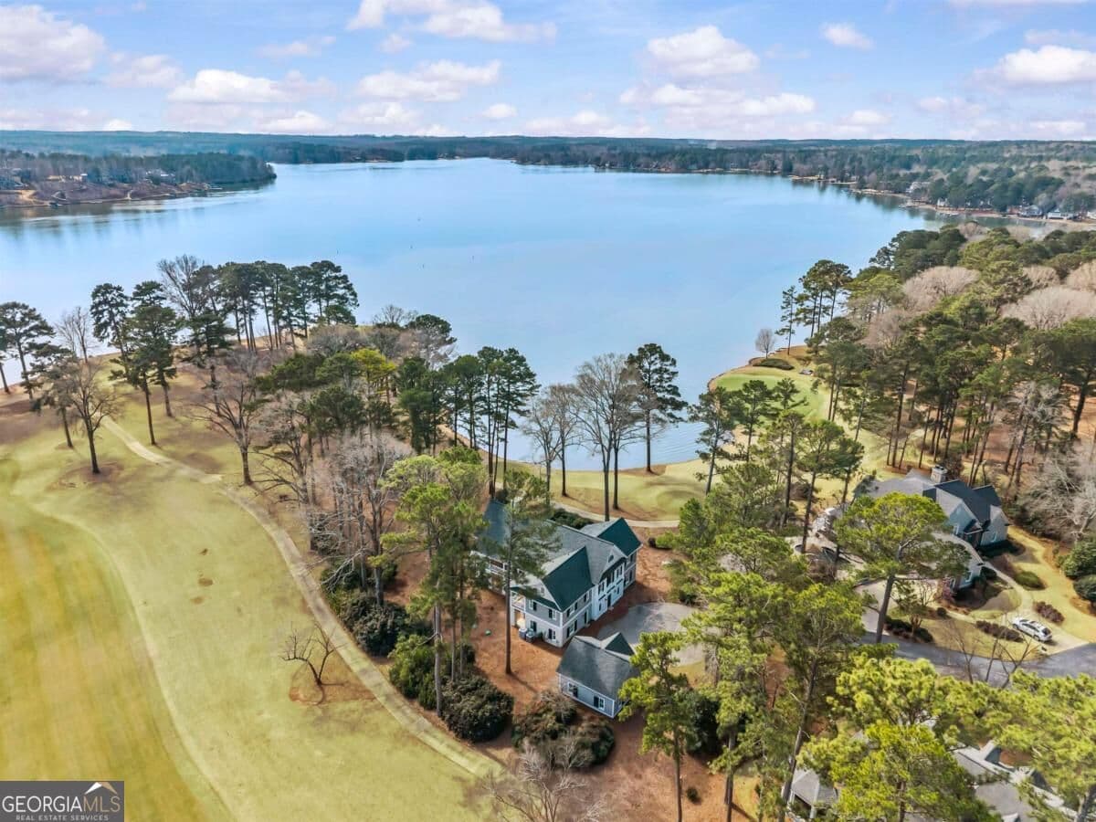 4 bedroom, 4 bathroom, 3,748 sq ft single family residence for sale at 129 Millpond Trace, Eatonton, GA 31024 — photo 3