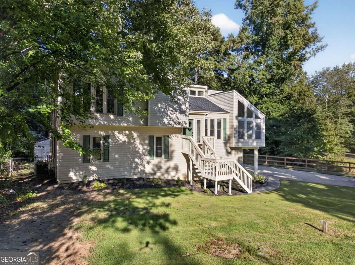 4 bedroom, 3 bathroom single family residence for sale at 3559 Sawmill Terrace, Marietta, GA 30062 — photo 7