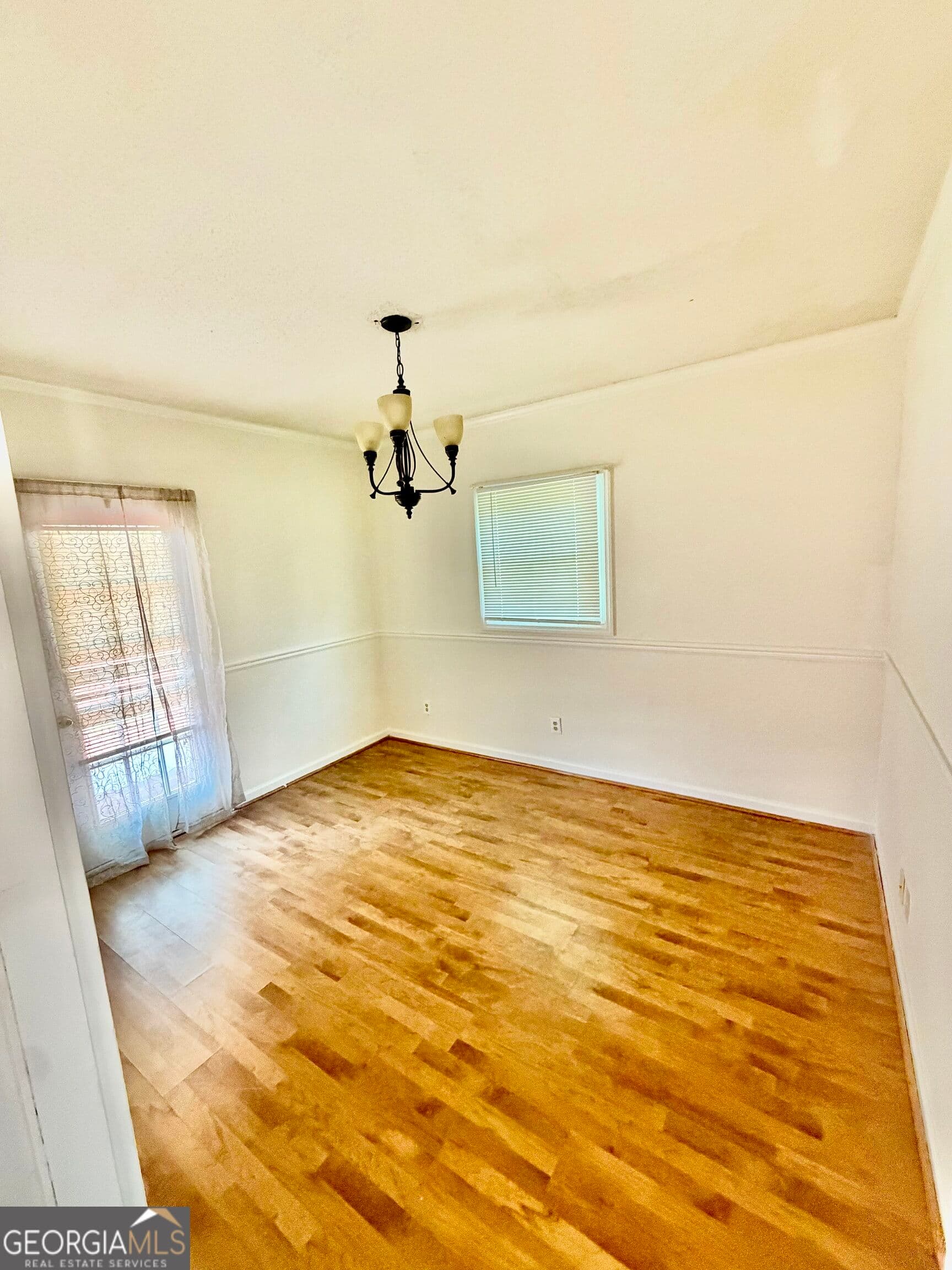 3 bedroom, 2 bathroom, 1,968 sq ft single family residence for sale at 3641 W Point Circle, Lizella, GA 31052 — photo 3
