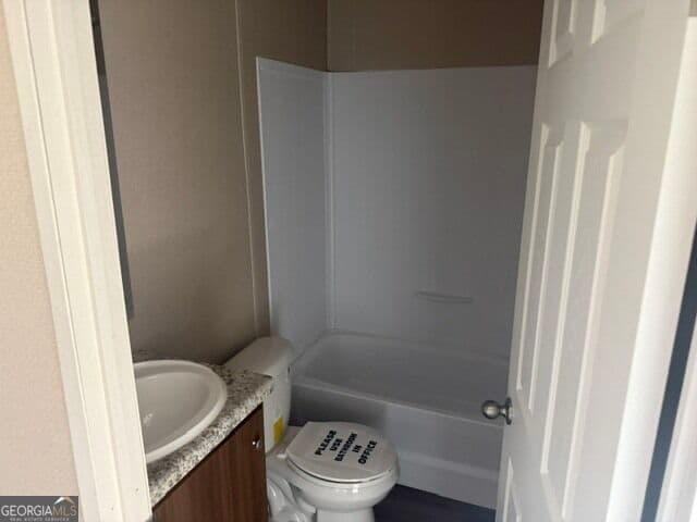 3 bedroom, 2 bathroom, 869 sq ft manufactured home,single family residence for rent at 3553 Cokesbury Hwy, Hartwell, GA 30643 for $1,500 a month — photo 5