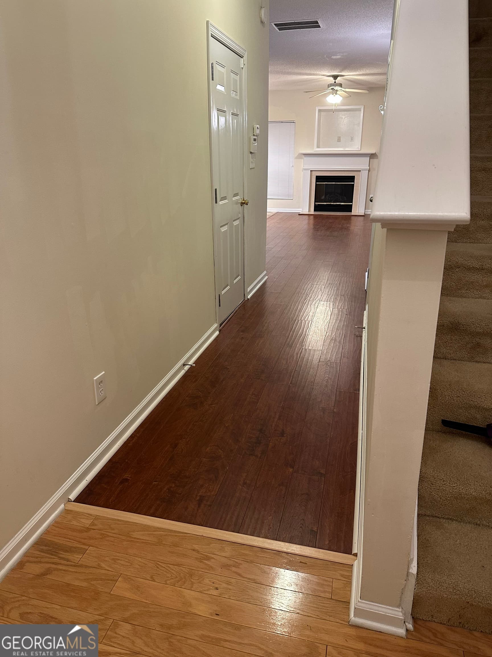 3 bedroom, 2.5 bathroom, 1,080 sq ft townhouse for sale at 5489 Sierra Trail, South Fulton, GA 30349 — photo 3