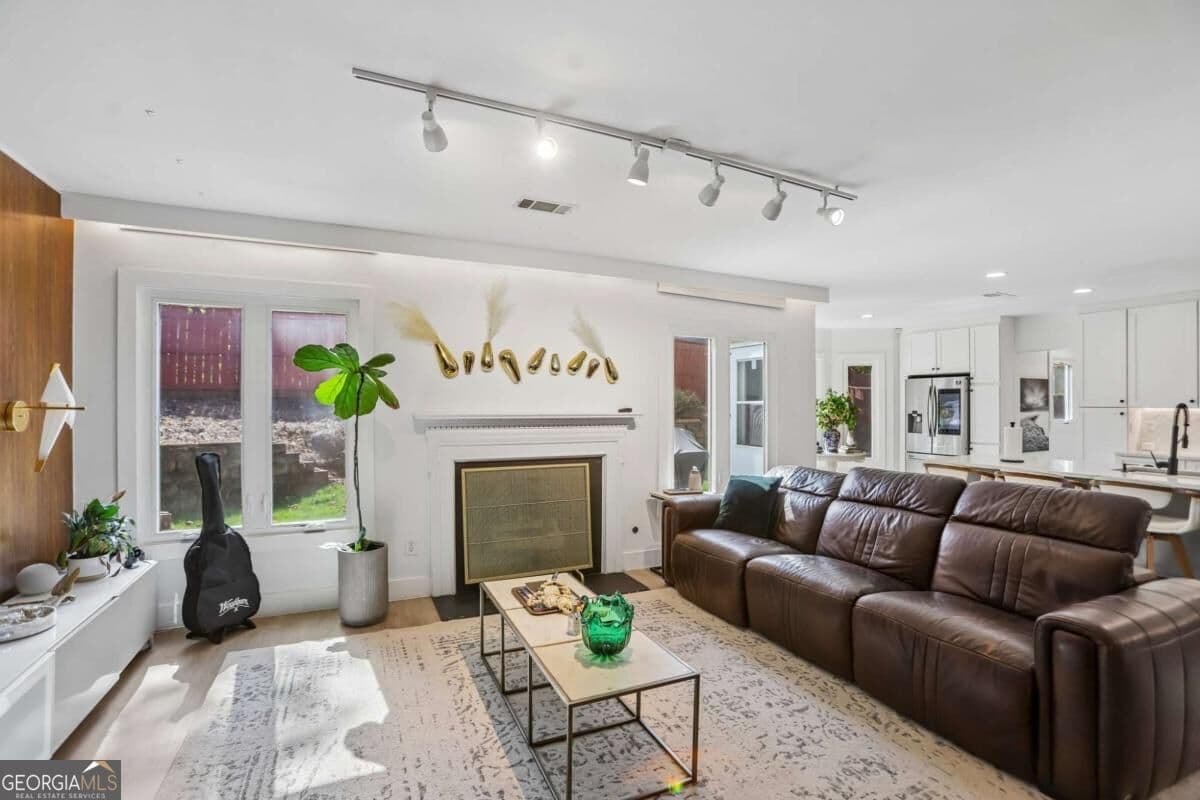 4 bedroom, 2.5 bathroom, 2,260 sq ft single family residence for sale at 2541 Gabriel Way, Kennesaw, GA 30152 — photo 5