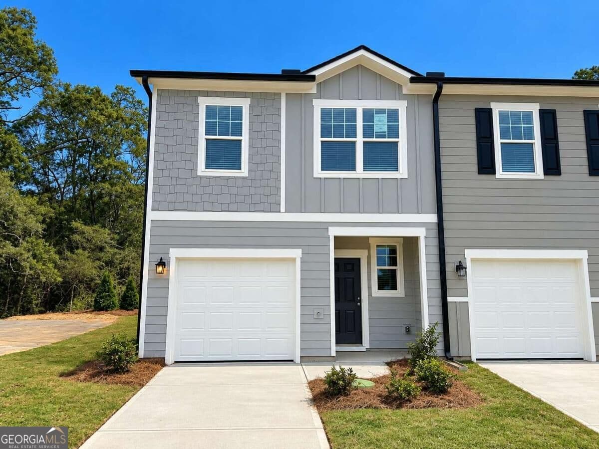 3 bedroom, 2.5 bathroom, 1,386 sq ft townhouse under contract at 174 Alpha Drive, Cartersville, GA 30120 — photo 1 of 24