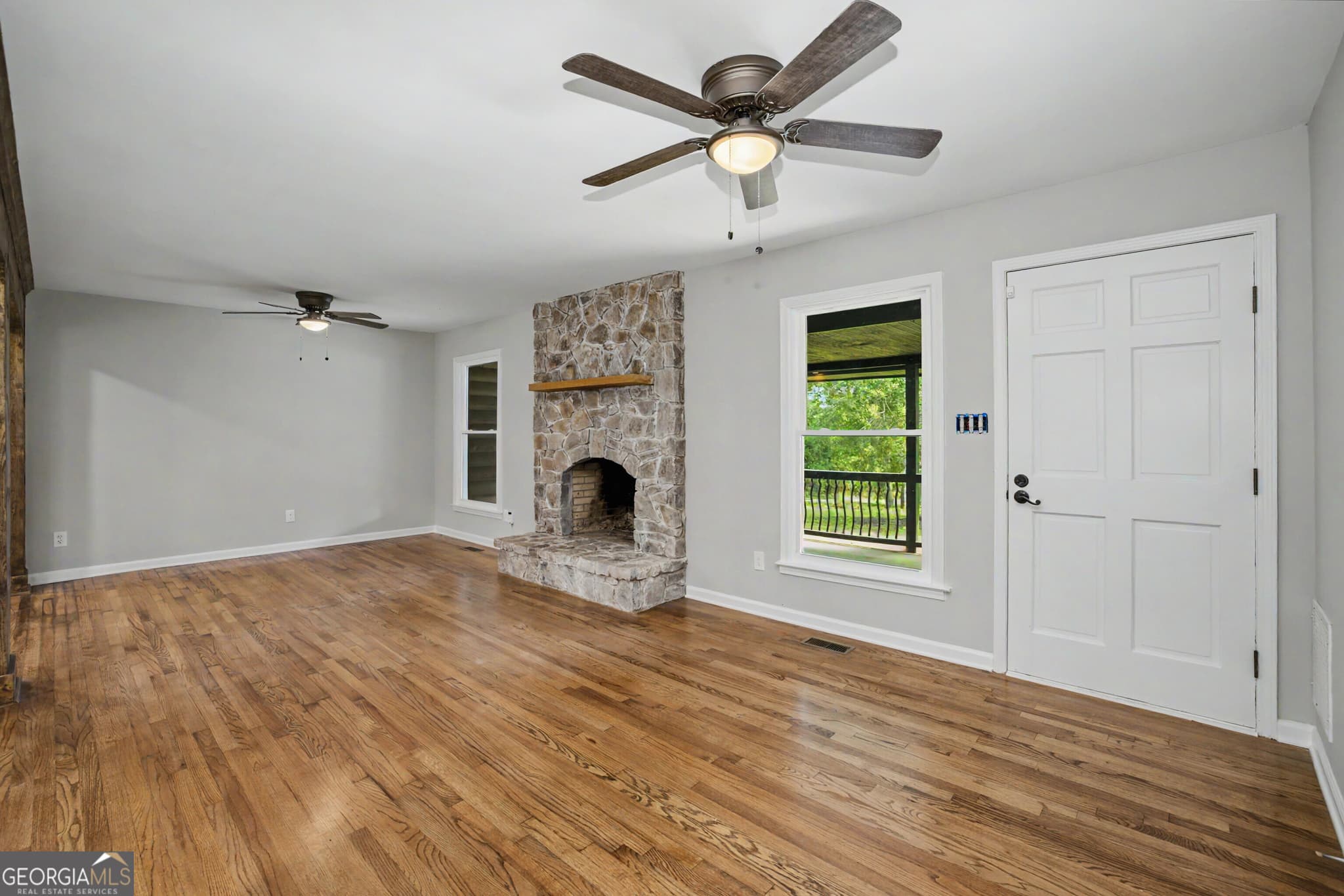 4 bedroom, 2 bathroom, 1,884 sq ft cabin,single family residence for sale at 385 Duncan Road, Carrollton, GA 30116 — photo 6