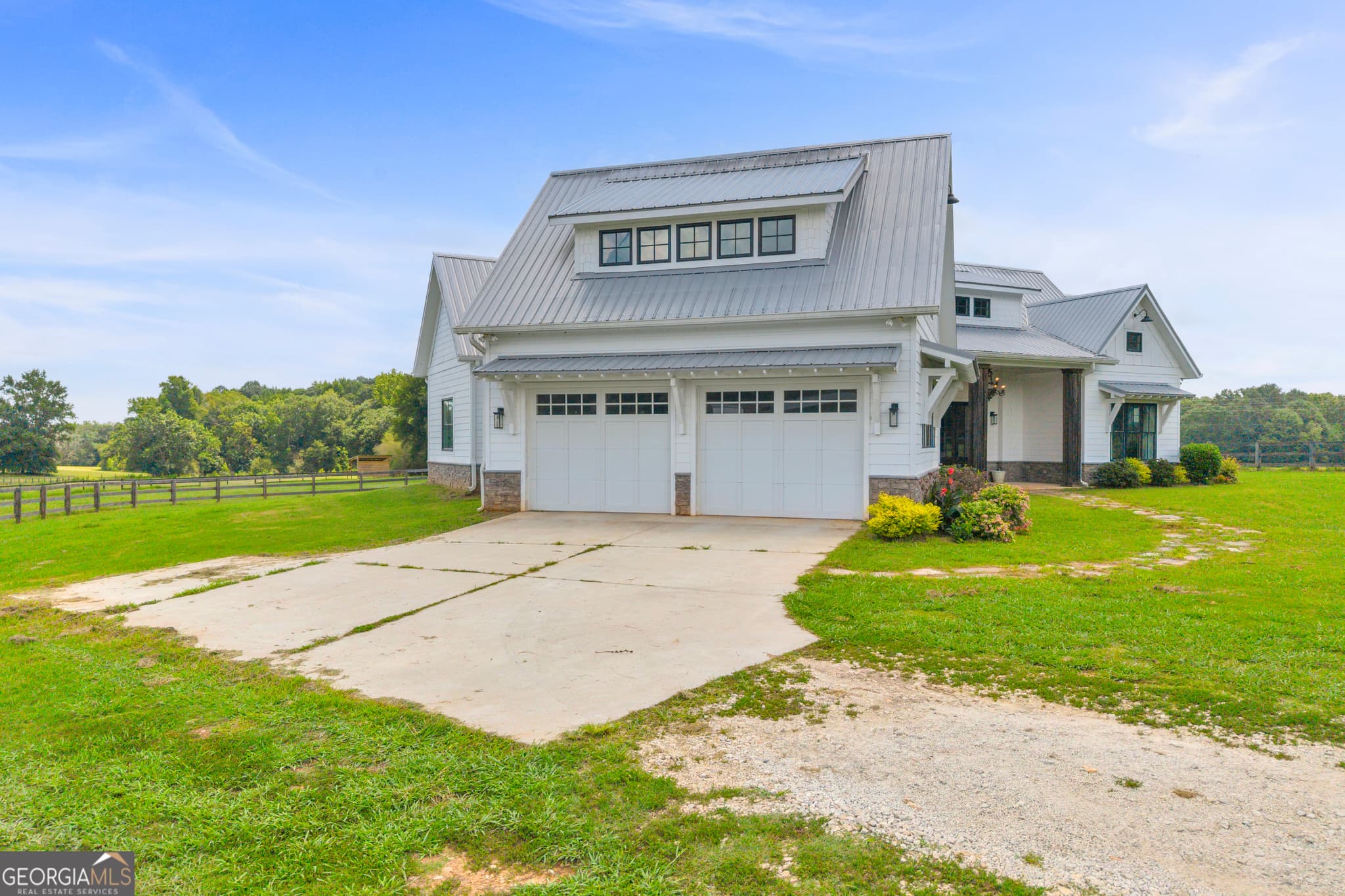 5 bedroom, 3.5 bathroom, 2,169 sq ft farm for sale at 872 Woodlawn Road, Mansfield, GA 30055 — photo 9